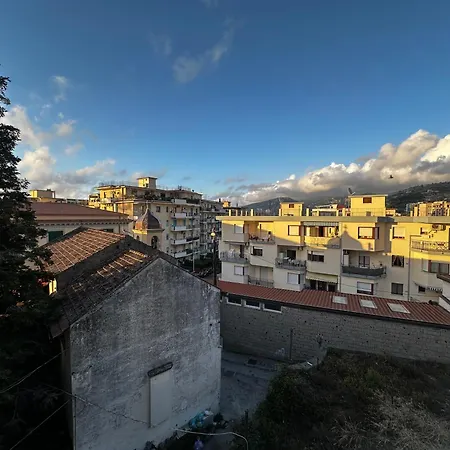 Appartement Fabrizio Surrounded By Greenery In The Center *