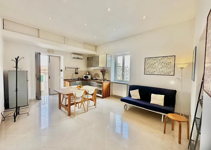 Relax In Center Апартаменты *